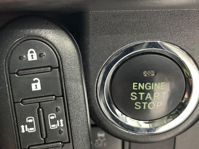 �y�X�}�[�g�L�[�z�J�o����|�P�b�g�ɓ��ꂽ�܂܂ł��h�A�̎{���E�������\�ȃX�}�[�g�L�[�𑕔��B�G���W���̃I���E�I�t�����J�M�����o���K�v����������Ƃ��Ă��֗��ł���