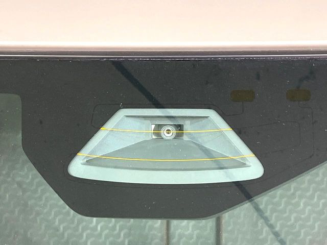 �y�X�Y�L �Z�[�t�e�B�T�|�[�g�z���s���ɑO���̎ԗ�����F�����A�Փ˂������Ȏ��͌x��ƃu���[�L�ŏՓˉ���Ɣ�Q�y�����A�V�X�g�B�����S�Ƀh���C�u�����y���݂��������܂��B