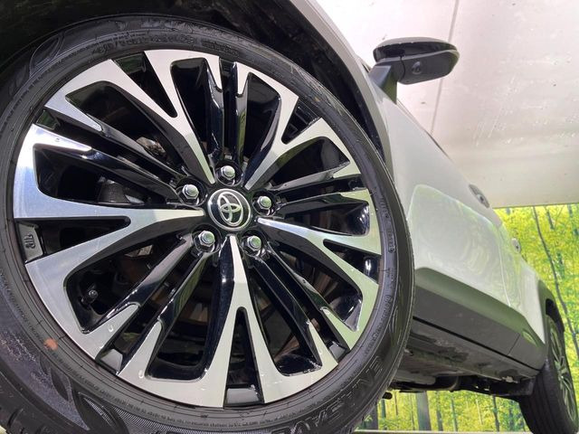 �y����18�C���`�A���~�z�C�[���z�O�ςɃ}�b�`���������A���~�z�C�[���𑕒����Ă���܂��B�e��ЊO�A���~�z�C�[����A�X�^�b�h���X�^�C�����戵�����Ă���܂��B���񂲑��k����������