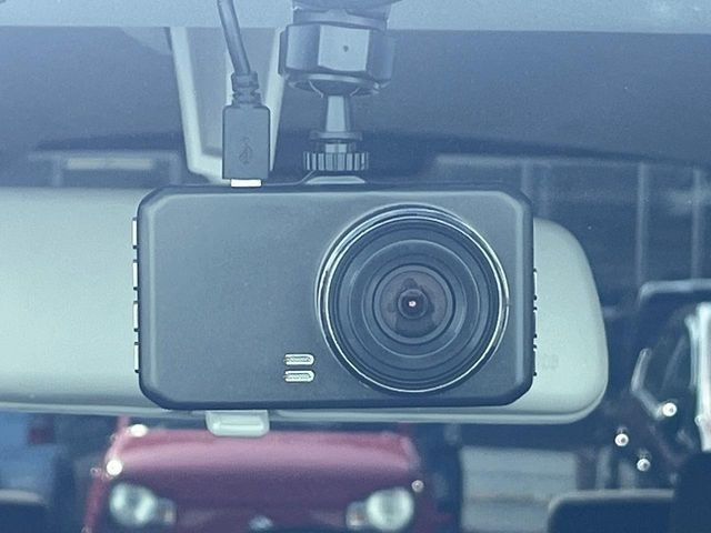 �y�h���C�u���R�[�_�[�z�h���C�u���R�[�_�[����!���s���͂������A������^�]�⎖�̂ɑ��������ہA�f���ŋL�^���A����̃��X�N�ɔ����܂��B���L�^�pSD�J�[�h�͂��q�l�����g�ł��������������K�v������܂��B