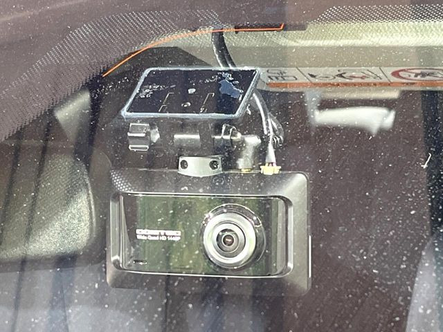 �y�h���C�u���R�[�_�[�z�h���C�u���R�[�_�[����!���s���͂������A������^�]�⎖�̂ɑ��������ہA�f���ŋL�^���A����̃��X�N�ɔ����܂��B���L�^�pSD�J�[�h�͂��q�l�����g�ł��������������K�v������܂��B