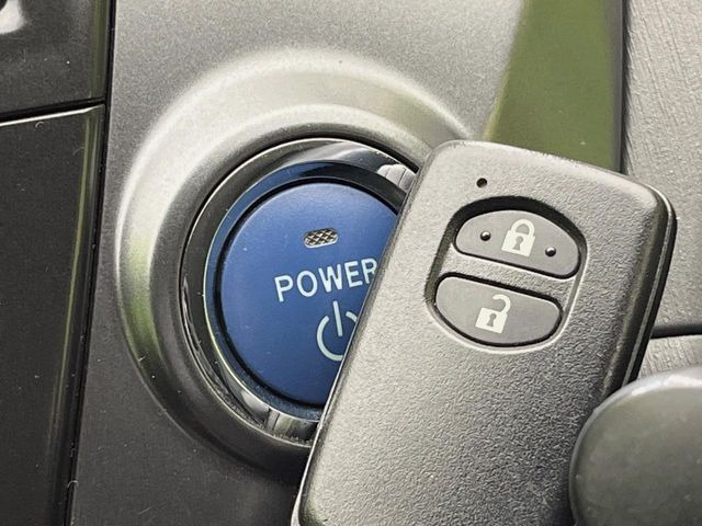 �y�X�}�[�g�L�[�z�J�o����|�P�b�g�ɓ��ꂽ�܂܂ł��h�A�̎{���E�������\�ȃX�}�[�g�L�[�𑕔��B�G���W���̃I���E�I�t�����J�M�����o���K�v����������Ƃ��Ă��֗��ł���