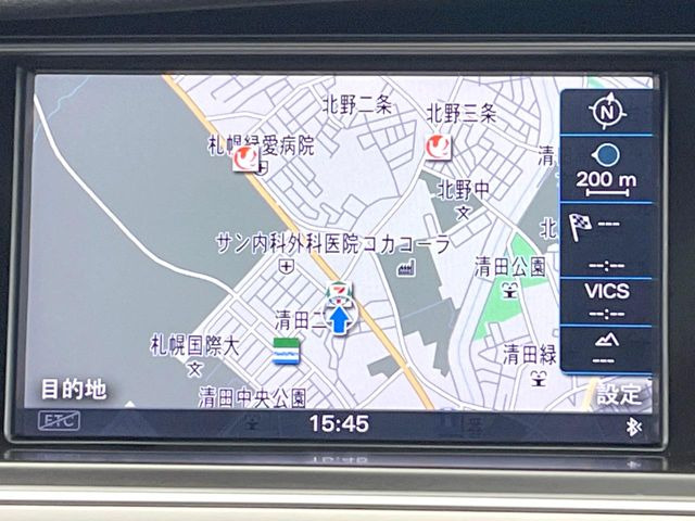 �������i�r:��̊��̂���i�r�́A����������ԓ������o���Ă���܂��BBluetooth�Đ��ȂǃI�[�f�B�I�@�\���[�����Ă���܂��̂ŁA�^�]�����y���߂܂���