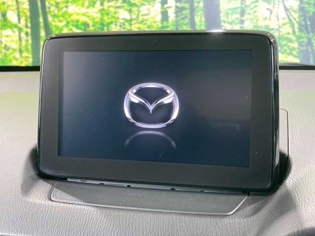 �y�����i�r�z�l�C�̏����i�r�𑕔����Ă���܂��B�i�r�̎g���₷���͂������A�I�[�f�B�I�@�\���[��!�L�����v�◷�s�͂������A�ʋ΂┃�����ȂǕ��i�̃h���C�u���y�����Ȃ�͂���