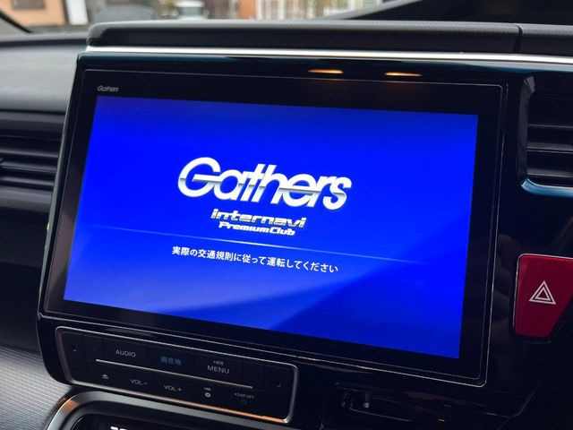 �y�����i�r�z�l�C�̏����i�r�𑕔����Ă���܂��B�i�r�̎g���₷���͂������A�I�[�f�B�I�@�\���[��!�L�����v�◷�s�͂������A�ʋ΂┃�����ȂǕ��i�̃h���C�u���y�����Ȃ�͂���