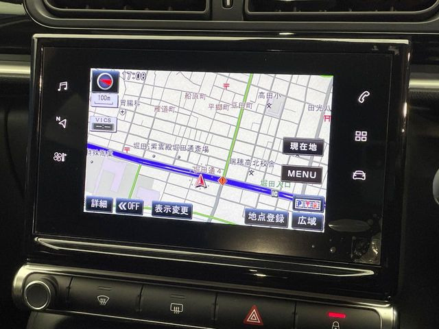 �������i�r:��̊��̂���i�r�́A����������ԓ������o���Ă���܂��B�I�[�f�B�I�@�\���[�����Ă���܂��̂ŁA�^�]�����y���߂܂���