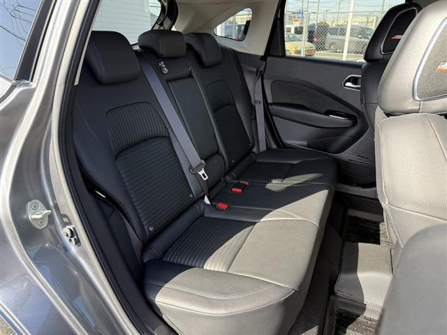 ���Ǝҗl�ւ̔̔��͂��f�肳���Ă��������܂��B �Ԍ������ԗ��̏ꍇ�́A�Ԍ����擾�������x�������z�ŕ\�����Ă���܂��B