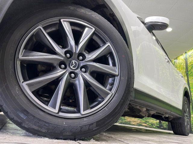 �y����19�C���`�A���~�z�C�[���z�O�ςɃ}�b�`���������A���~�z�C�[���𑕒����Ă���܂��B�e��ЊO�A���~�z�C�[����A�X�^�b�h���X�^�C�����戵�����Ă���܂��B���񂲑��k����������