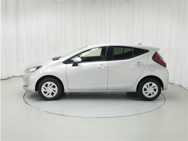 アクア1.5 G E-Four 4WD