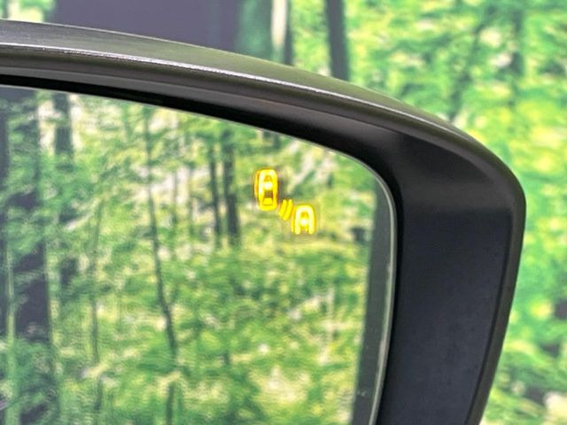 �y�u���C���h�X�|�b�g���j�^�����O�z���s���A�h�A�~���[�̎��p�ɂȂ�₷���ӏ��Ɍ㑱�Ԃ��ڋ߂���ƃT�C�h�~���[�t�߂Ɍx����\���A�h���C�o�[�ɒ��ӊ��N�����Ă���܂��B