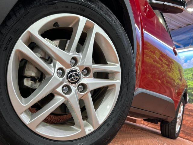 �y����17�C���`�A���~�z�C�[���z�O�ςɃ}�b�`���������A���~�z�C�[���𑕒����Ă���܂��B�e��ЊO�A���~�z�C�[����A�X�^�b�h���X�^�C�����戵�����Ă���܂��B���񂲑��k����������