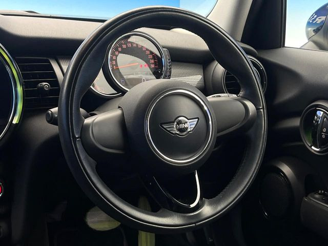 ���n���h�����̃X�������Ȃ��A���ꂢ�ȏ�Ԃ��ێ����Ă���܂��B�e�X�C�b�`���̓�����m�F�ς݂ł��B