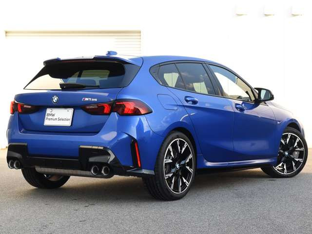 1シリーズM135 xドライブ 4WD