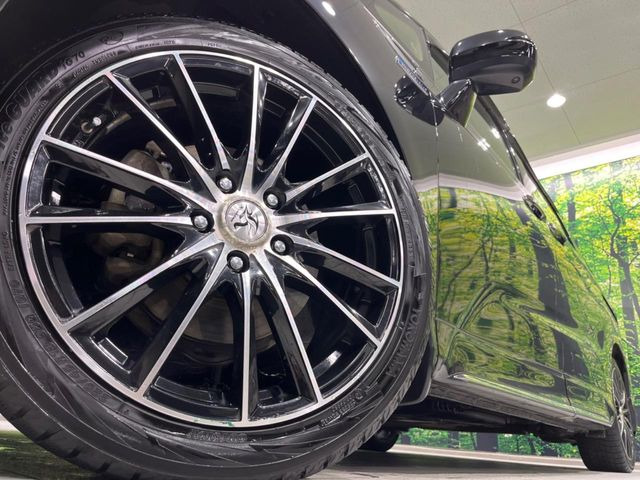 �y18�C���`�A���~�z�C�[���z�O�ςɃ}�b�`�����A���~�z�C�[���𑕒����Ă���܂��B�e��A���~�z�C�[����A�X�^�b�h���X�^�C�����戵�����Ă���܂��B���񂲑��k����������