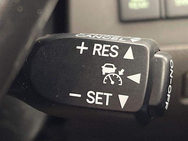 �y���[�_�[�N���[�Y�R���g���[���z�������H�ł̒��������s���y��!!�����ő��x��ۂN���[�Y�R���g���[�����A�Փˌy���V�X�e���ƘA�g���A�O���̎ԗ������m���ĎԊԂ�ۂ悤�ɑ��x���߂��Ă���܂�!!