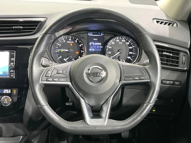 �y�����v�����X�e�A�����O�z�㎿�Ȋv���g�p���邱�ƂŁA��ɂ����������݂ƂĂ��^�]���₷���n���h���ł���