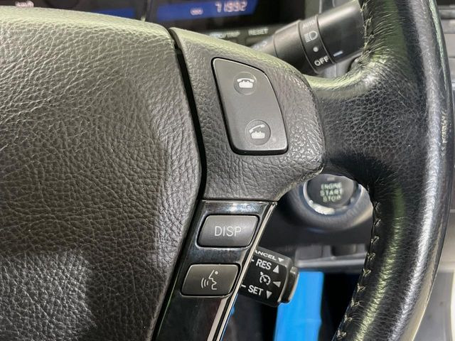 �y�N���[�Y�R���g���[���z�������H�����N���N���s�B�A�N�Z���𗣂��Ă���葬�x�ő��s���ł��A�������^�]���̕��S���y��!�����E�������ȒP�ȃX�C�b�`����Œ����ł��܂��B