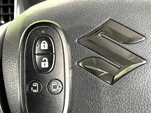 �y�L�[���X�X�^�[�g�V�X�e���z�J�o����|�P�b�g�ɓ��ꂽ�܂܂ł��h�A�̎{���E�������\�ȃX�}�[�g�L�[�𑕔��B�G���W���̃I���E�I�t�����J�M�����o���K�v����������Ƃ��Ă��֗��ł���