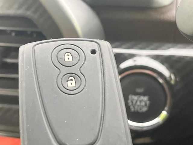 �y�L�[���X�z�������ꂽ�ꏊ����ł��{�^����Ńh�A�̊J���E�{�����ł���̂łƂ��Ă��֗�!�h�A�̌�������ɏ������邱�Ƃ�����܂���