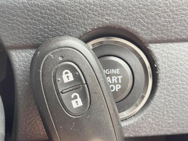 �y�L�[���X�X�^�[�g�V�X�e���z�J�o����|�P�b�g�ɓ��ꂽ�܂܂ł��h�A�̎{���E�������\�ȃX�}�[�g�L�[�𑕔��B�G���W���̃I���E�I�t�����J�M�����o���K�v����������Ƃ��Ă��֗��ł���