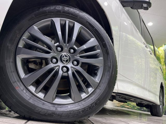 �y����16�C���`�A���~�z�C�[���z�O�ςɃ}�b�`���������A���~�z�C�[���𑕒����Ă���܂��B�e��ЊO�A���~�z�C�[����A�X�^�b�h���X�^�C�����戵�����Ă���܂��B���񂲑��k����������