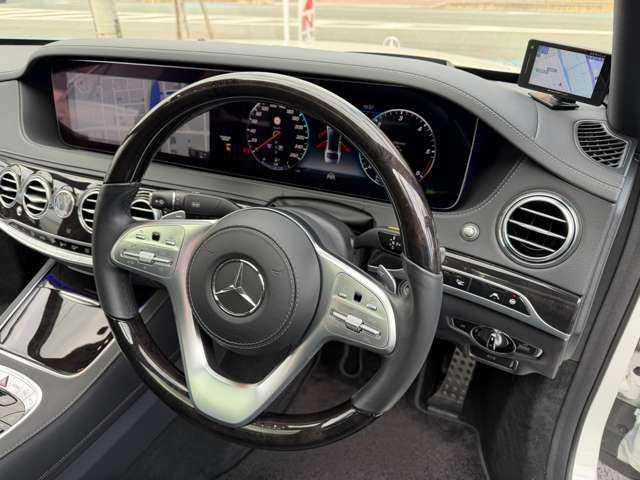 �X�|�[�c�X�e�A�����O�E�p�h���V�t�g�E�X�e�A�����O�����R���B