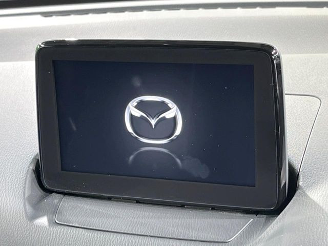 �y���[�J�[�����i�r�z�C���e���A�ɗn�����ރX�^�C���b�V���ȁu��p�݌v�v���[�J�[�i�r�𑕔��􎋔F���⑀�쐫�ȂǊ�{���\�ɂ��D��A���㎿�ȃJ�[���C�t�����y���݂��������܂��B