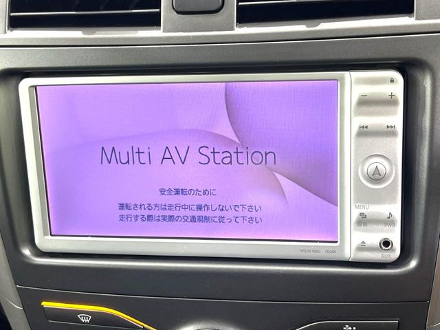 �y�����i�r�z�l�C�̏����i�r�𑕔����Ă���܂��B�i�r�̎g���₷���͂������A�I�[�f�B�I�@�\���[��!�L�����v�◷�s�͂������A�ʋ΂┃�����ȂǕ��i�̃h���C�u���y�����Ȃ�͂���