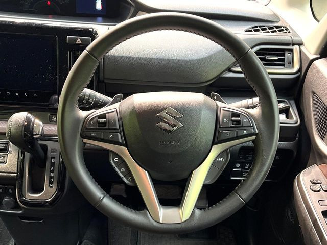 �y�����v�����X�e�A�����O�z�㎿�Ȋv���g�p���邱�ƂŁA��ɂ����������݂ƂĂ��^�]���₷���n���h���ł���