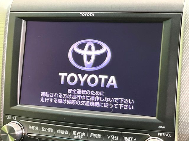 �y���[�J�[�i�r�z�l�C�̏����i�r�𑕔����Ă���܂��B�i�r�̎g���₷���͂������A�I�[�f�B�I�@�\���[��!�L�����v�◷�s�͂������A�ʋ΂┃�����ȂǕ��i�̃h���C�u���y�����Ȃ�͂���