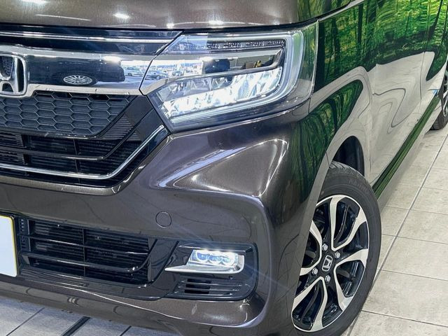 �yLED�w�b�h���C�g�z���V����ԑ��s�����ǍD�Ȏ��E���m�ۂ����S���ĉ^�]�ł��鍂�P�xLED�w�b�h���C�g�𑕔�!�_�����x�������A����d�͂��}�����Ă��܂��B