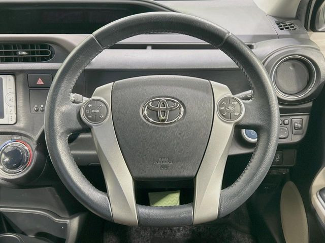 �y�����v�����X�e�A�����O�z�㎿�Ȋv���g�p���邱�ƂŁA��ɂ����������݂ƂĂ��^�]���₷���n���h���ł���