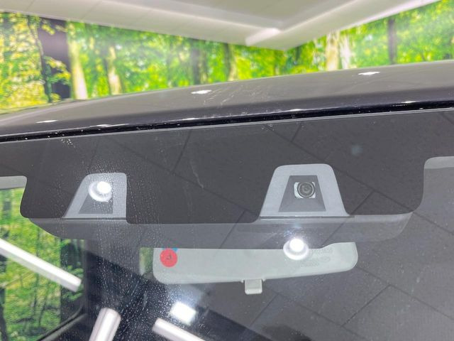 �y�X�Y�L �Z�[�t�e�B�T�|�[�g�z���s���ɑO���̎ԗ�����F�����A�Փ˂������Ȏ��͌x��ƃu���[�L�ŏՓˉ���Ɣ�Q�y�����A�V�X�g�B�����S�Ƀh���C�u�����y���݂��������܂��B