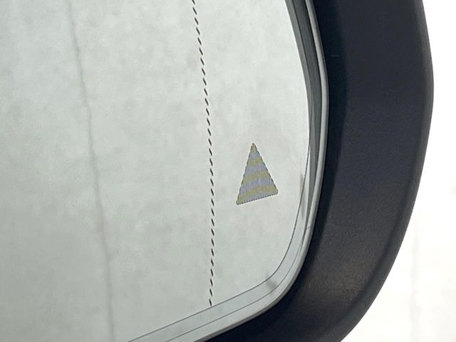 ���u���C���h�A�V�X�g�Z���T�[:���p����̎Ԃ����m���A�h���C�o�[���Ԑ��ύX���s���ۂɁA�x�����Ƌ��ɒ��ӂ𑣂��Ă������S�x���@�\�ł�!