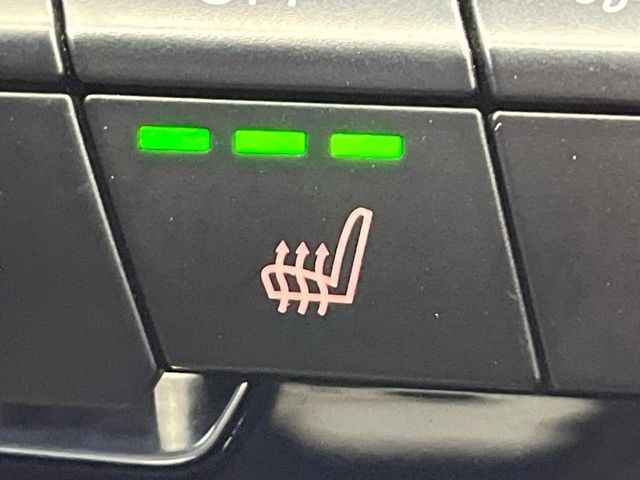 ���t�����g�V�[�g�q�[�e�B���O:�^�]�ȁE����ȋ��ɎO�i�K�Œ��߂��\�ȃV�[�g�q�[�^�[�𑕔����Ă���܂��B�G�߂��킸���K�ɂ��g�p���������܂��B