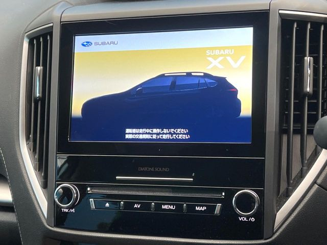 �y����8�^�i�r�z�l�C�̏����i�r�𑕔��B�I�[�f�B�I�@�\���[�����Ă���ABluetooth�ڑ�����΂������̃X�}�z��MP3�v���C���[�̉��y���Đ��\!�����̉^�]������Ɋy�����Ȃ�܂�!!