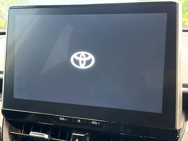 �y10.5�C���` �f�B�X�v���C�I�[�f�B�I�z���ʂ̃f�B�X�v���C��AppleCarPlay��AndroidAuto�����p�\�B�傫�ȉ�ʂŃX�}�z�i�r�A�v���������p���������܂���