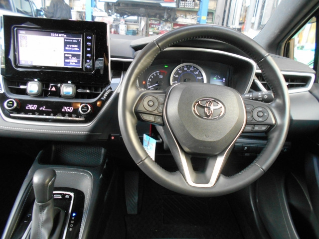 カローラスポーツ1.8 ハイブリッド G