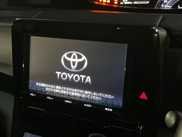 �y�����i�r�z�l�C�̏����i�r�𑕔����Ă���܂��B�i�r�̎g���₷���͂������A�I�[�f�B�I�@�\���[��!�L�����v�◷�s�͂������A�ʋ΂┃�����ȂǕ��i�̃h���C�u���y�����Ȃ�͂���