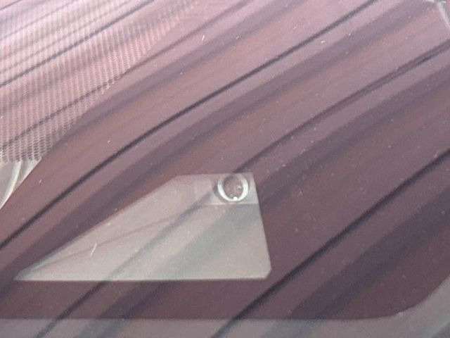 �y�g���^�Z�[�t�e�B�Z���X�z���s���ɑO���̎ԗ�����F�����A�Փ˂������Ȏ��͌x��ƃu���[�L�ŏՓˉ���Ɣ�Q�y�����A�V�X�g�B�����S�Ƀh���C�u�����y���݂��������܂��B