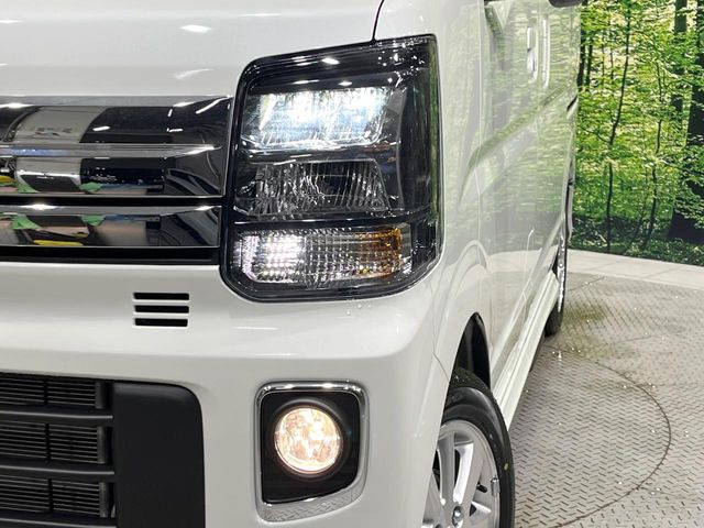 �yLED�w�b�h���C�g�z���V����ԑ��s�����ǍD�Ȏ��E���m�ۂ����S���ĉ^�]�ł��鍂�P�xLED�w�b�h���C�g�𑕔�!�_�����x�������A����d�͂��}�����Ă��܂��B