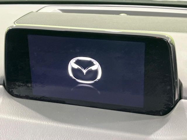 �y�}�c�_�R�l�N�g�i�r�z�ԓ��̕��͋C�Ƀ}�b�`������̌^�^�C�v�̃i�r�B�e����q�ݒ��Bluetooth�Đ����A�l�X�ȋ@�\���y���߂܂��B�����I�ȃ_�C�������삪�\�ŁA�g��������ǍD�ł��B