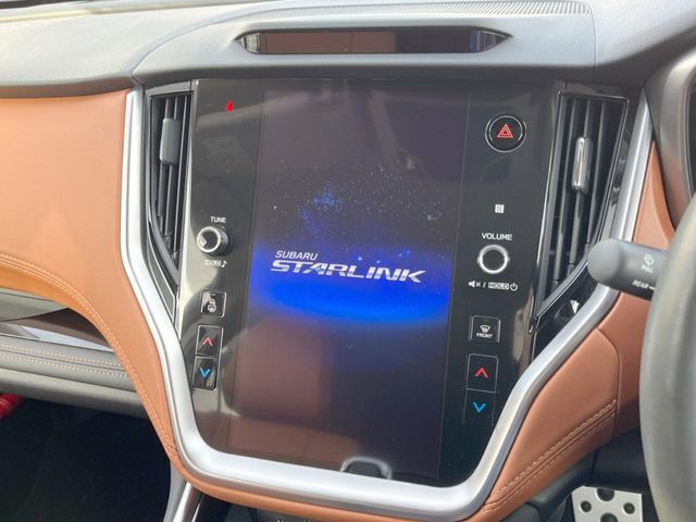 �y11.6�C���`�i�r�z�X�}�[�g�t�H�����o�Ŏg�p�ł���A�C���p�N�g�̂���11.6�C���`�i�r�𑕔�!�i�r��I�[�f�B�I����͂������A�e��ԗ��������̉�ʂ���m�F�E�ݒ�ł��܂���