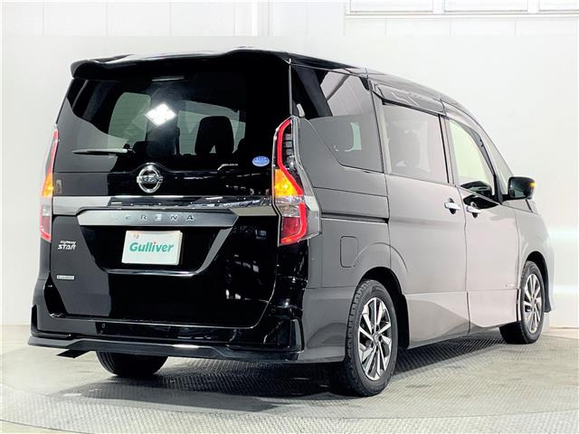 セレナ2.0 ハイウェイスターV