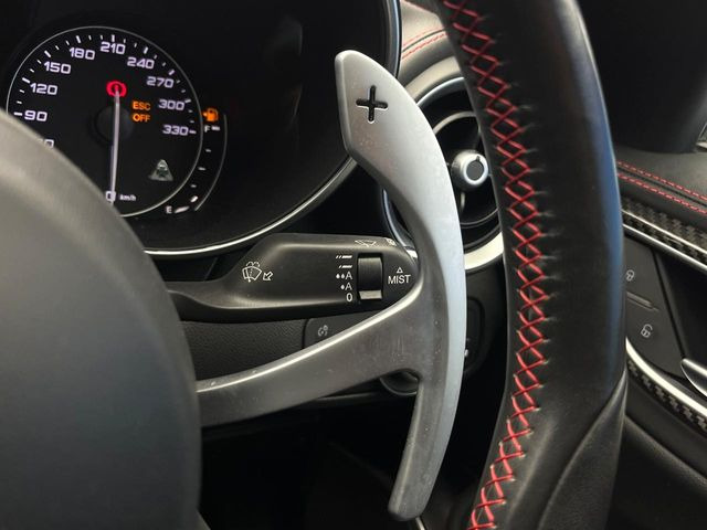 ���X�e�A�����O�p�h���V�t�g:�N�C�b�N�ȃV�t�g���삪�\!���X�|���X�������A���Ȃ��̃M�A�ϑ��ɂ�������Ƃ��Ă��Ă���܂�!���Ԃƈ�̂ƂȂ�鑕���ł��B