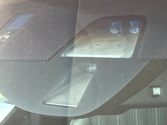 �y�V�e�B�u���[�L�A�N�e�B�u�V�X�e���z�ᑬ���s���ɑO���̎ԗ�����F�����A�Փ˂������Ȏ��͌x��ƃu���[�L�ŏՓˉ���Ɣ�Q�y�����A�V�X�g�B�����S�Ƀh���C�u�����y���݂��������܂��B