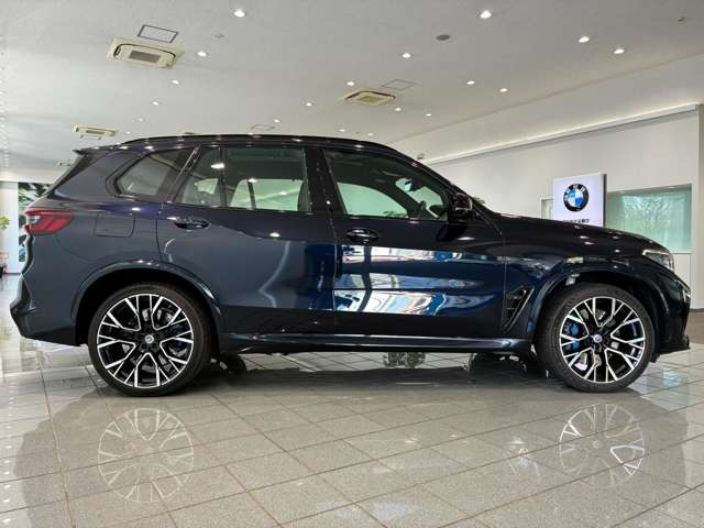 X5 M4.4 4WD