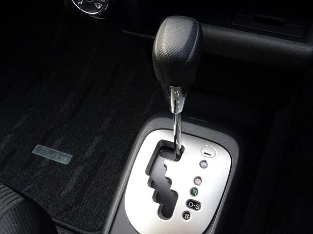 �傫�ȎC����Ȃ���ԗǍD�ł��B