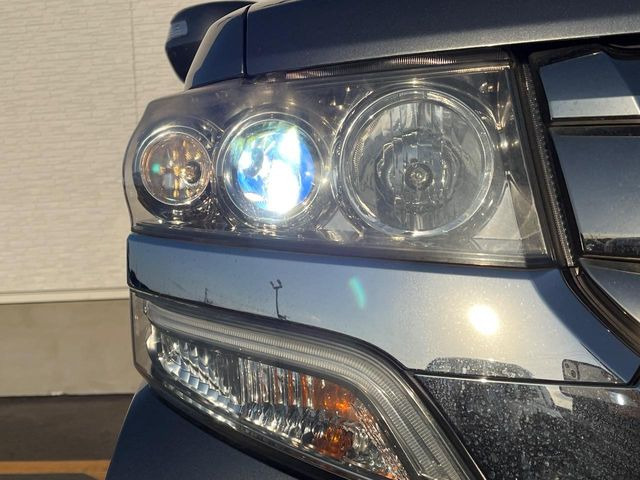 �yHID�w�b�h���C�g�z���ɖ��邭�O�����Ƃ炵�Ă����̂ŁA���V����Ԃ̑��s�������E�ǍD�ň��S���Ă���肢�������܂��B