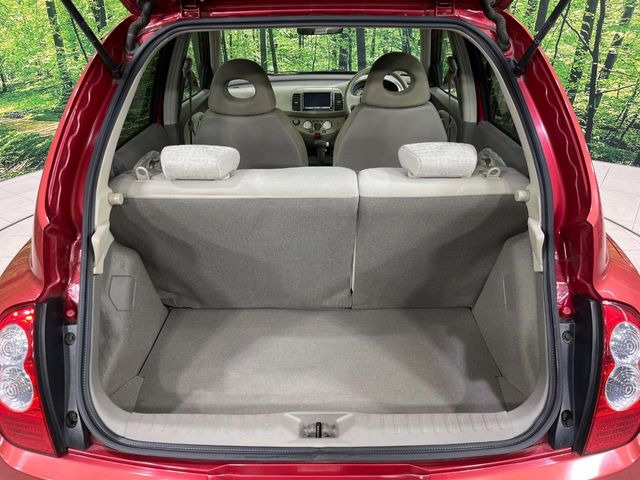 ���i�̂���������ʋ΁A���}���ɏ\���ȉ׎��X�y�[�X���m�ۂ��Ă���܂��B�Z�J���h�V�[�g��|���ƁA�傫�ȉו��̐ύڂ��\�ł���